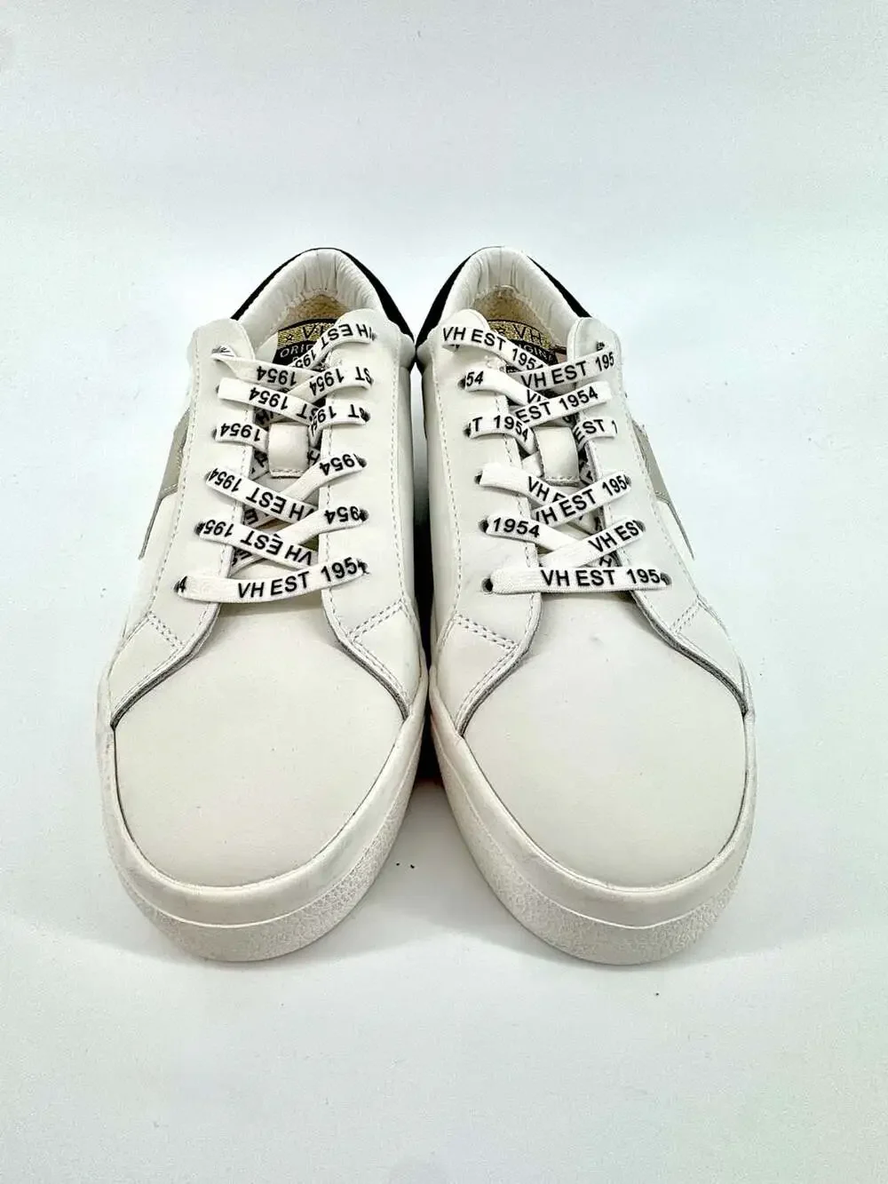 NIB Vintage Havana Epic Leather Low Top Sneakers White Gold Star Size 8 / 38